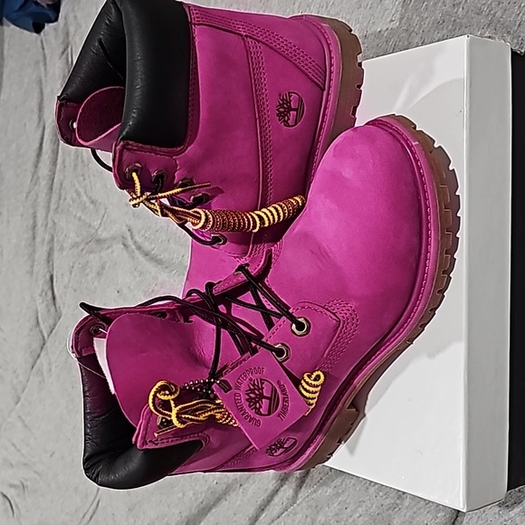 Pink Timberland  boots US size 8 - Picture 11 of 11